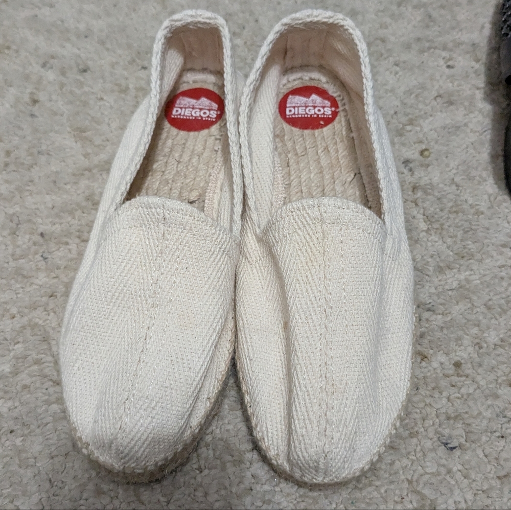 NWT DIEGO's Handmade in Spain Ivory Classic Womens Size 37
